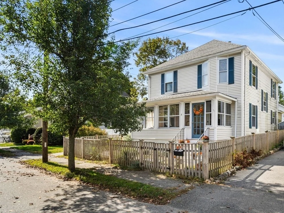 Unit for sale at 8 Arlington Ave, Beverly, MA 01915