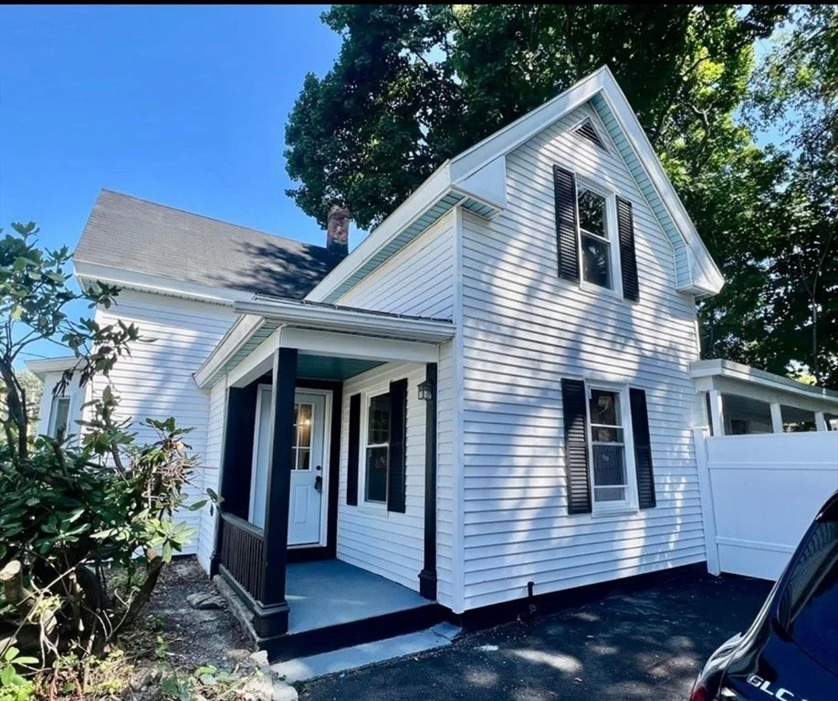 Unit for sale at 25 Pearl St, Clinton, MA 01510