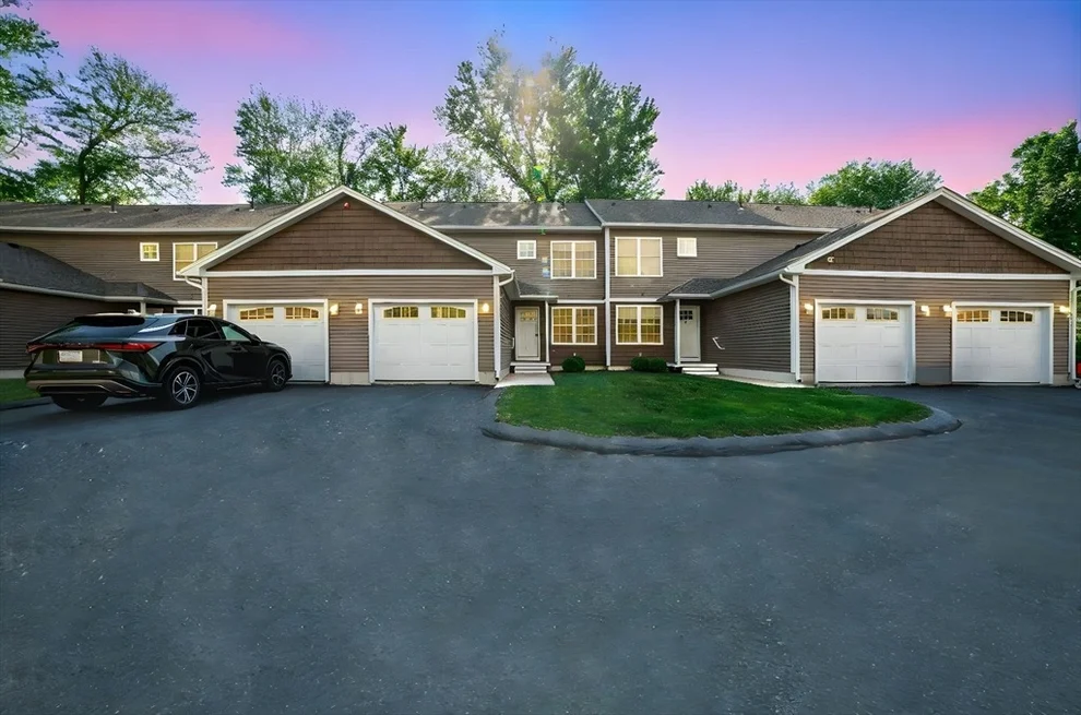 Unit for sale at 2 Sabrina Way, Agawam, MA 01001
