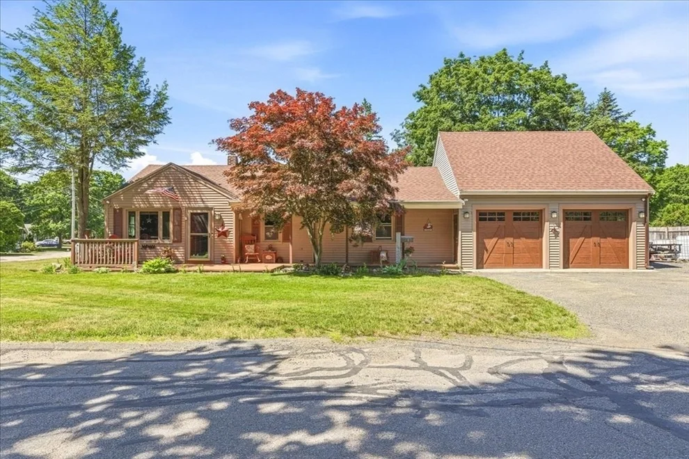 Unit for sale at 179 Rowayne Park, Bridgewater, MA 02324