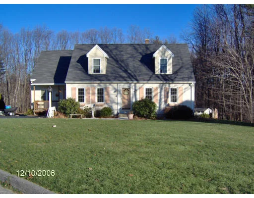 Unit for sale at 4 Tanglewood Road, Rutland, MA 01543