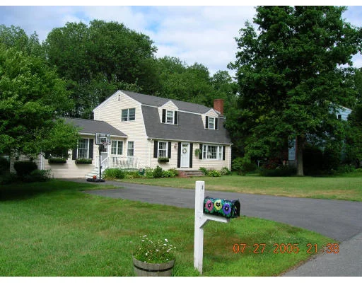 Unit for sale at 2 Hodgkins Drive, Ipswich, MA 01938