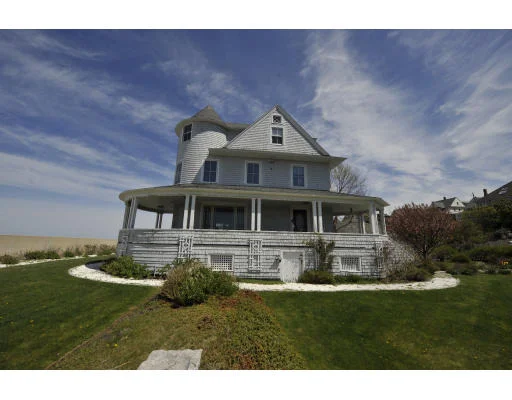 Unit for sale at 9 Point Allerton Ave, Hull, MA 02045