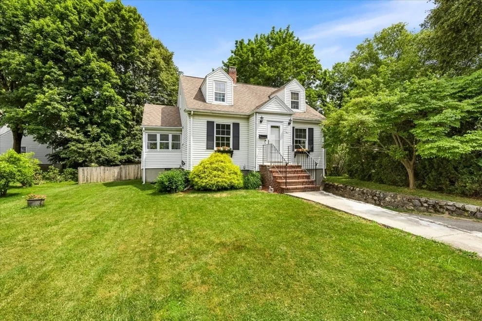 Unit for sale at 5 Marston Rd, Walpole, MA 02032