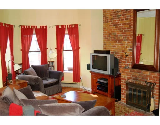 Unit for sale at 88 St. Botolph Street, Boston, MA 02116