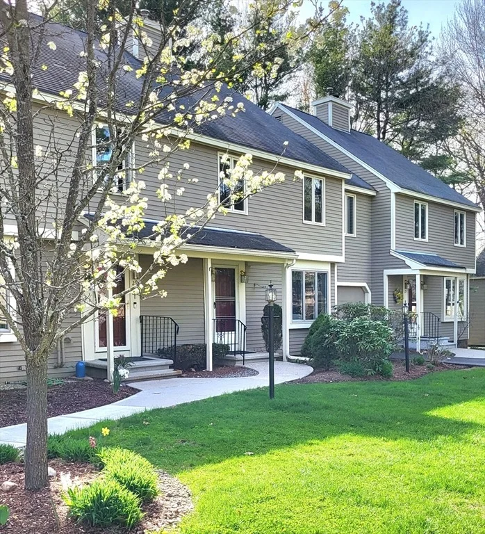 Unit for sale at 15 Iris Way, Haverhill, MA 01830