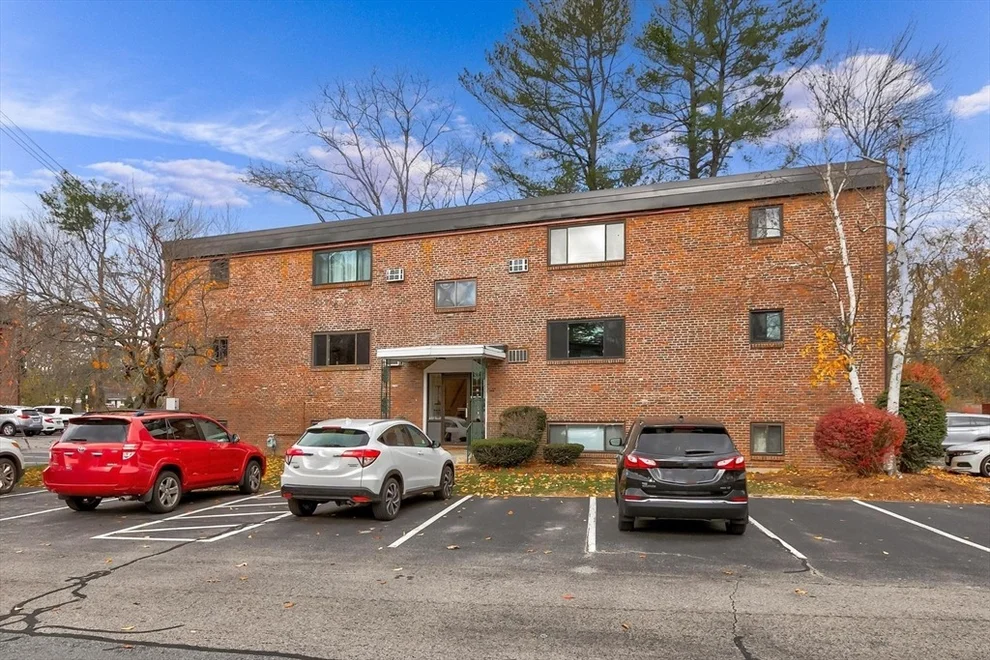 Unit for sale at 81 Nicholas Rd, Framingham, MA 01701