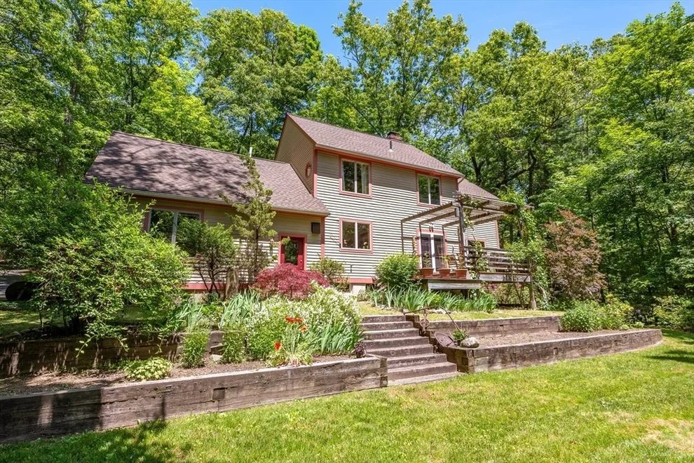 Unit for sale at 71 Morgan Cir, Amherst, MA 01002