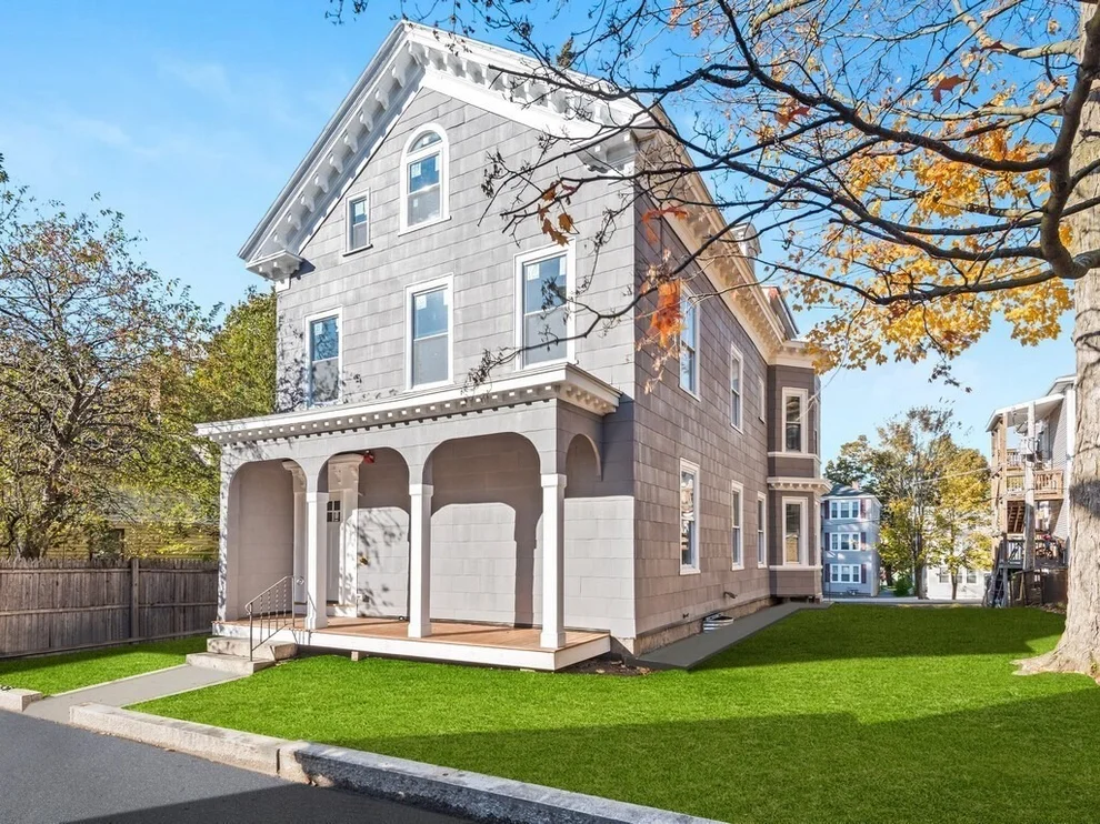 Unit for sale at 42 William St, Worcester, MA 01609