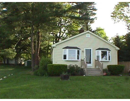 Unit for sale at 15 Leland Rd, Norfolk, MA 02056