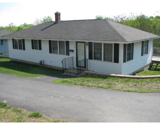 Unit for sale at 9 Ludlow St, Worcester, MA 01603