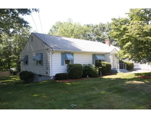 Unit for sale at 75 Holden Street, Shrewsbury, MA 01545