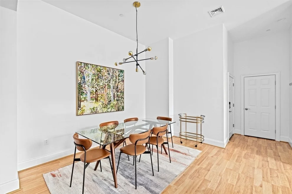 Unit for sale at 203 Middle St, Weymouth, MA 02189