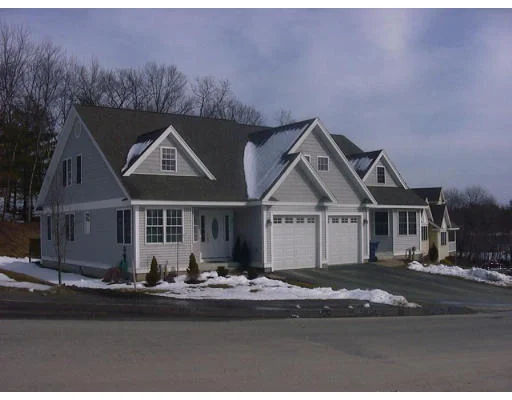 Unit for sale at unit-15 125 Carrington Lane, Uxbridge, MA 01569