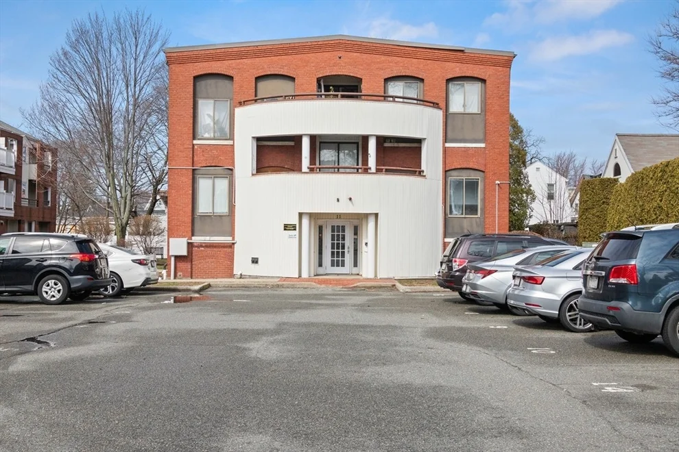 Unit for sale at 11 Margin St, Lynn, MA 01905