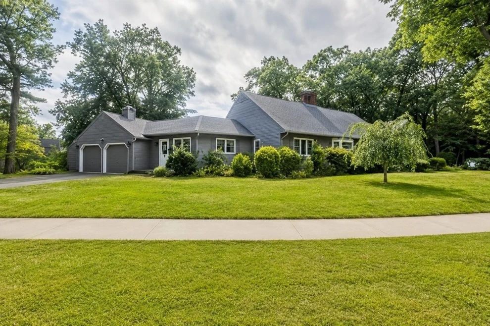 Unit for sale at 7 Woodland Rd, Westfield, MA 01085