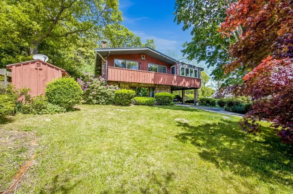 Unit for sale at 7 Buzzards Bay Dr, Plymouth, MA 02360