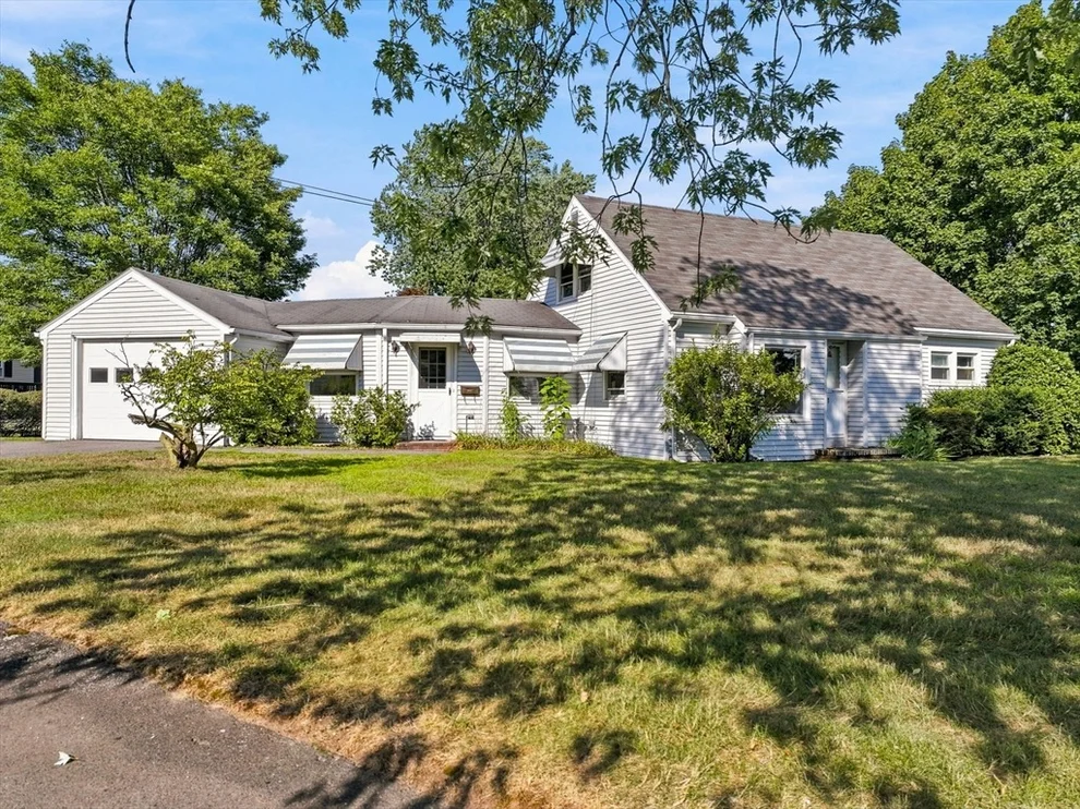 Unit for sale at 21 Flint St, Danvers, MA 01923