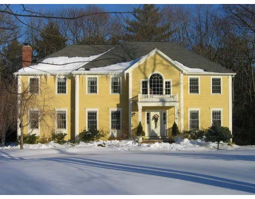 Unit for sale at 64 Sugarcane Lane, North Andover, MA 01845