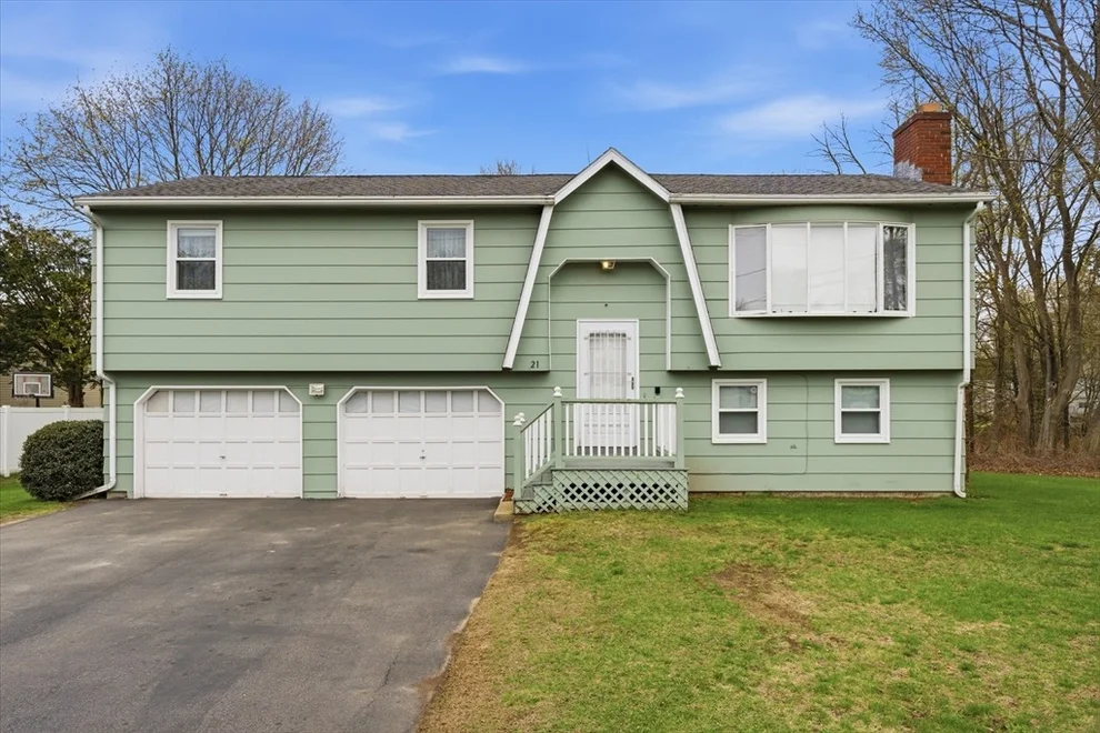 Unit for sale at 21 Newhill Rd, Methuen, MA 01844