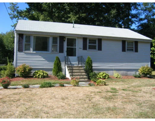 Unit for sale at 3 Amherst Dr, Milford, MA 01757