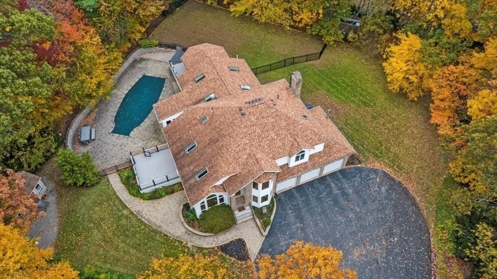 Unit for sale at 90 Lynnwood Ln, Worcester, MA 01609