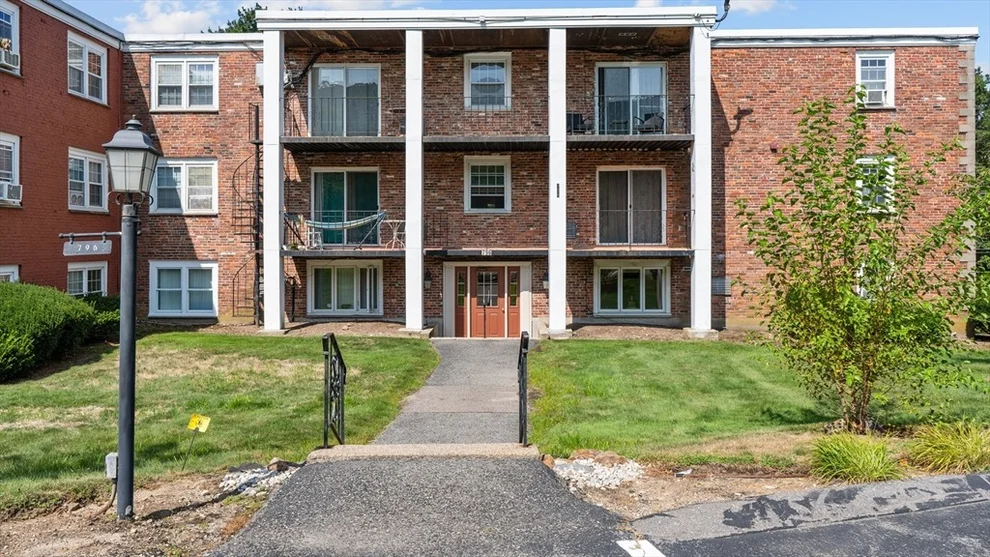 Unit for sale at 796 Willard St, Quincy, MA 02169