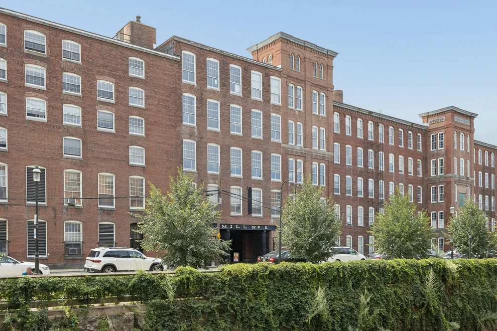 Unit for sale at 240 Jackson St, Lowell, MA 01852
