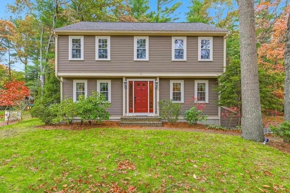 Unit for sale at 47 Puddle Wharf Lane, Marshfield, MA 02050