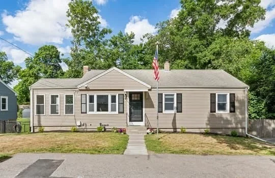 Unit for sale at 88 Saning Road, Weymouth, MA 02191