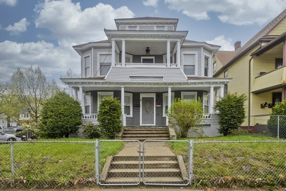 Unit for sale at 3 Sorrento St, Springfield, MA 01108
