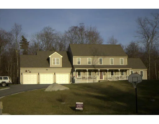 Unit for sale at 74 Connor Pass, Uxbridge, MA 01569