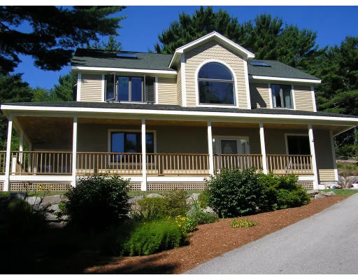 Unit for sale at 16 Bond Street, Gloucester, MA 01930