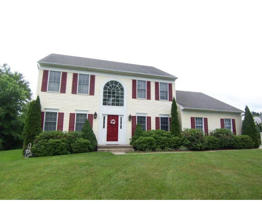 Unit for sale at 85 Partridge Street, Franklin, MA 02038