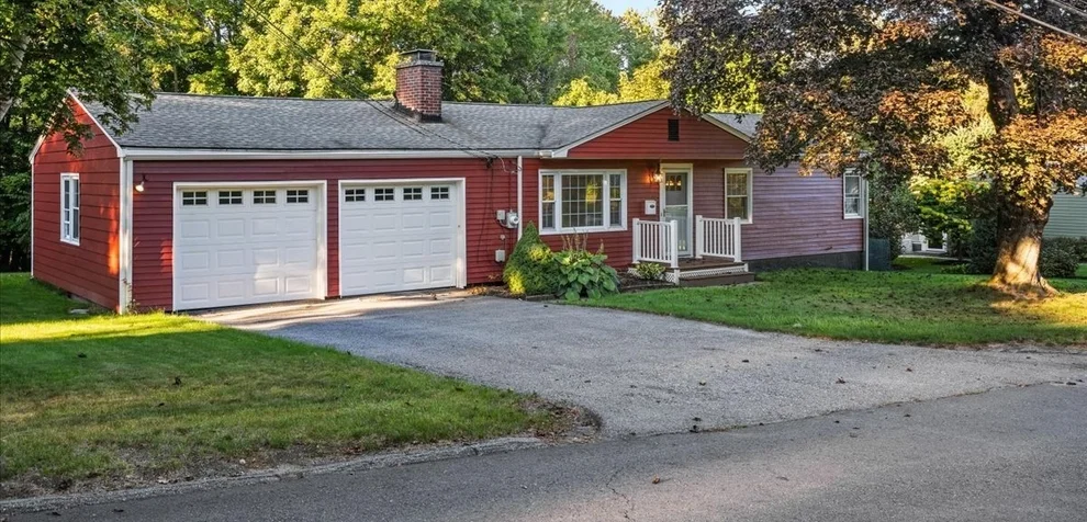 Unit for sale at 16 Venus Drive, Shrewsbury, MA 01545