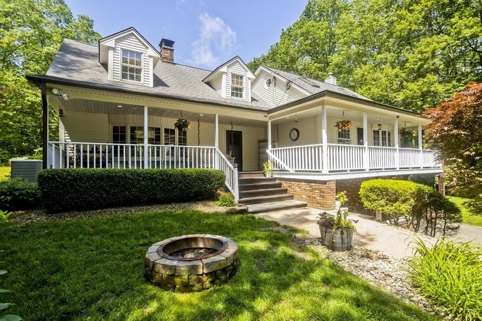Unit for sale at 60 Daniel Shays Hwy, Pelham, MA 01002