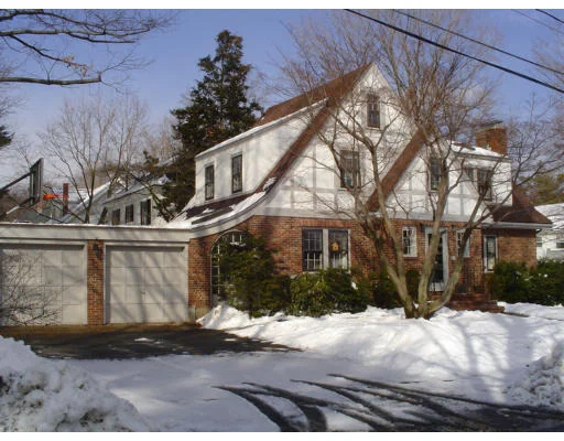Unit for sale at 28 Belair Rd, Wellesley, MA 02482