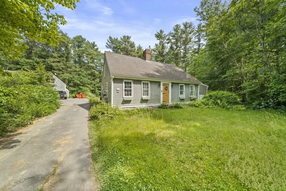 Unit for sale at 350 Elm St, Kingston, MA 02364