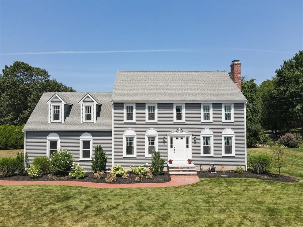 Unit for sale at 29 Wamsutta Drive, North Attleboro, MA 02760