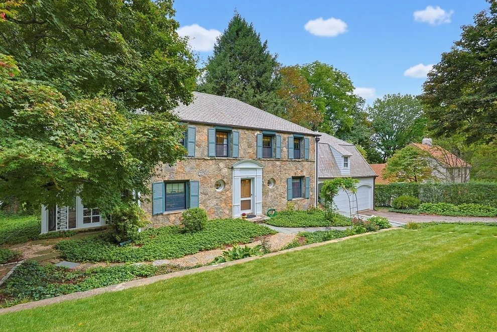 Unit for sale at 28 Drury Ln, Worcester, MA 01609