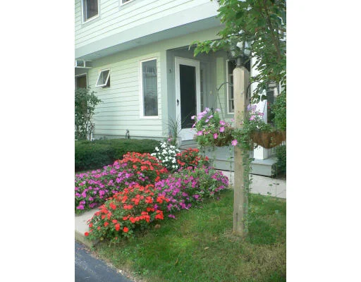 Unit for sale at 3 Blueberry Ct, Rockland, MA 02370