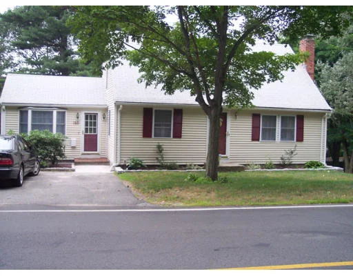 Unit for sale at 160 Grove Street, Reading, MA 01867
