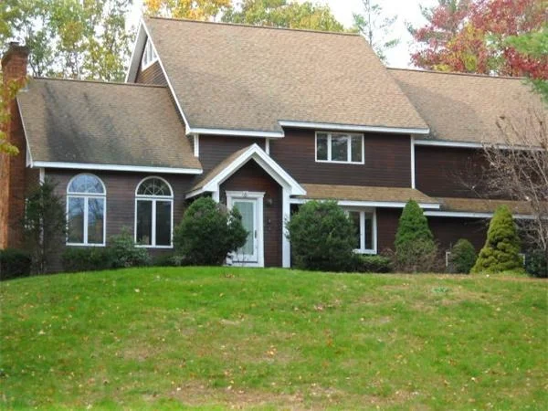 Unit for sale at 6 Wildflower Lane, Salem, NH 03079