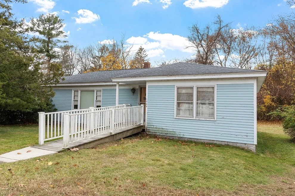 Unit for sale at 1064 Lakeview Ave, Dracut, MA 01826