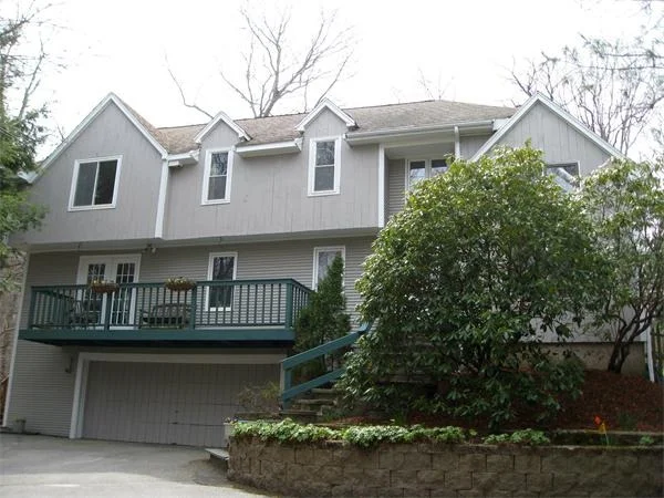 Unit for sale at 189 Union Street, Hingham, MA 02043