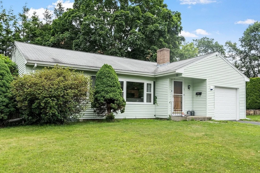 Unit for sale at 67 Croydon Rd, Framingham, MA 01702