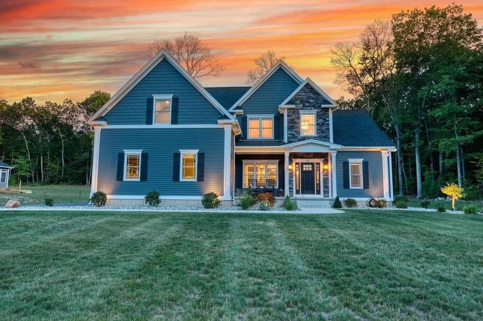 Unit for sale at 11 Noble Steed Crossing, Southwick, MA 01077