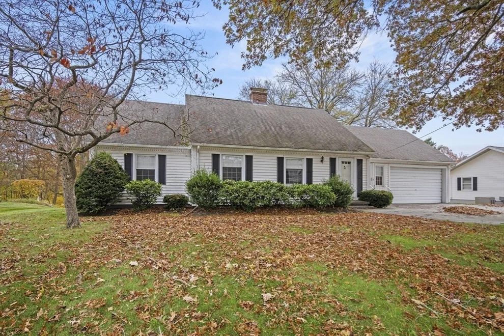 Unit for sale at 133 Thompson Road, Webster, MA 01570