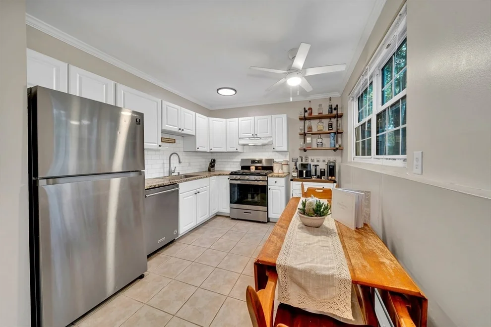 Unit for sale at 70 Farrwood Ave, North Andover, MA 01845