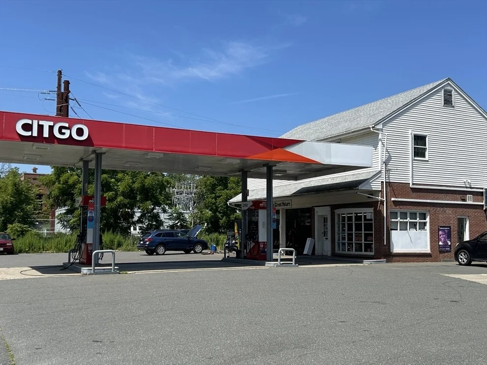 Unit for sale at 260 College St., Amherst, MA 01002
